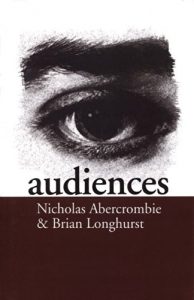 Descargar Audiences: A Sociological Theory of Performance and Imagination pdf, epub, ebook