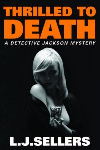 Descargar Thrilled to Death (A Detective Jackson Mystery Book 3) (English Edition) pdf, epub, ebook