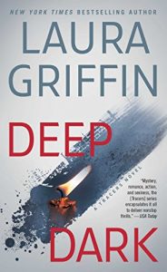 Descargar Deep Dark (Tracers Series) pdf, epub, ebook